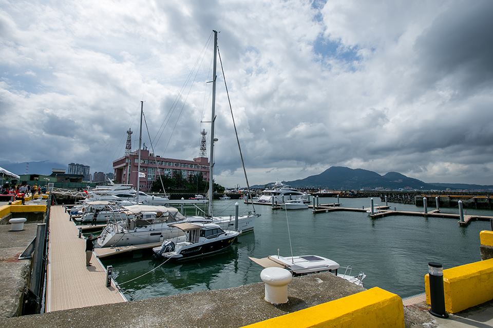 淡水領袖遊艇港